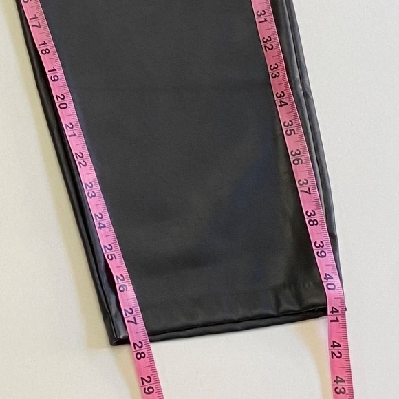 Old Navy Extra High-Rise Faux-Leather Skinny Pants, Black, Size 24, NWT - Picture 13 of 16